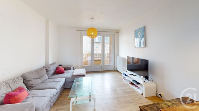 Appartement T3 à vendre - 3 pièces - 58.52 m2 - RODEZ - 12 - MIDI-PYRENEES - Century 21 Foch Immobilier