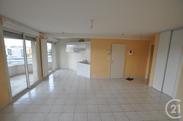 Appartement F2 à louer - 2 pièces - 47.0 m2 - RODEZ - 12 - MIDI-PYRENEES - Century 21 Foch Immobilier