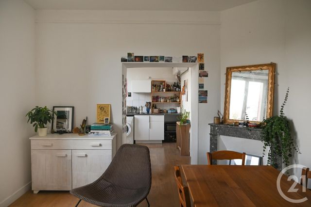 Appartement T3 à louer - 3 pièces - 49.61 m2 - RODEZ - 12 - MIDI-PYRENEES - Century 21 Foch Immobilier